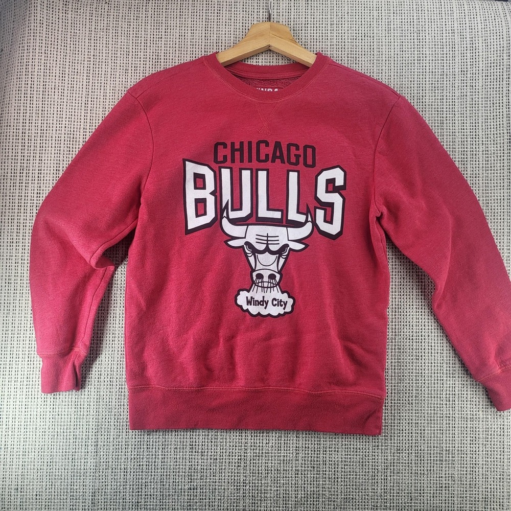 Chicago Bulls Sweatshirt Boys Large Red NBA Basketball Crewneck Windy City
